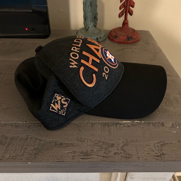 2017 World Series champions hat Houston Astros - Picture 4 of 5
